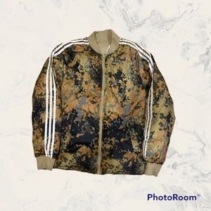 Adidas pharell bomber